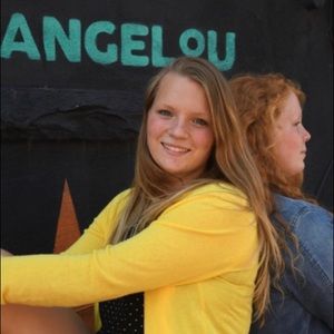 Meet your Posher, Emma